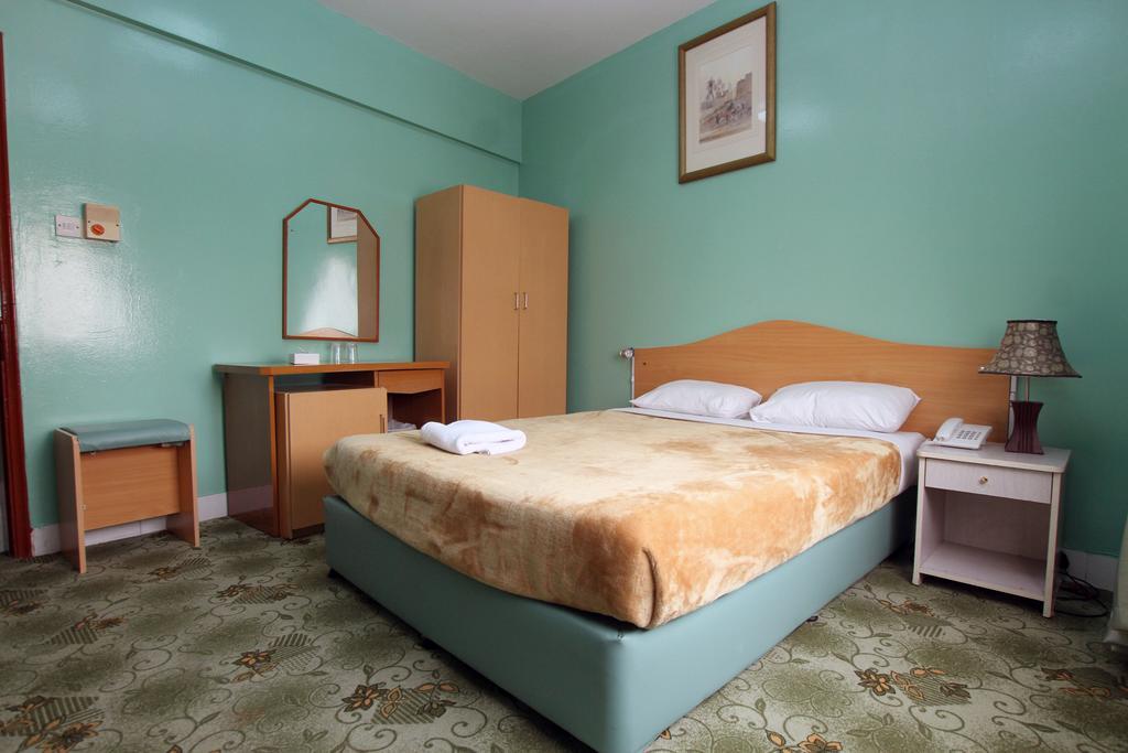 Zaineast Hotel Dubai Room photo