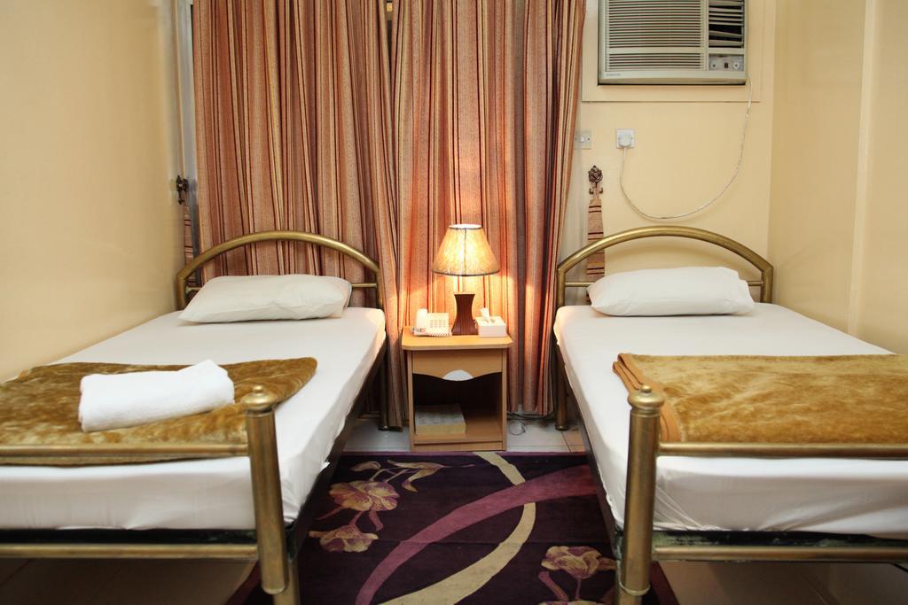 Zaineast Hotel Dubai Room photo